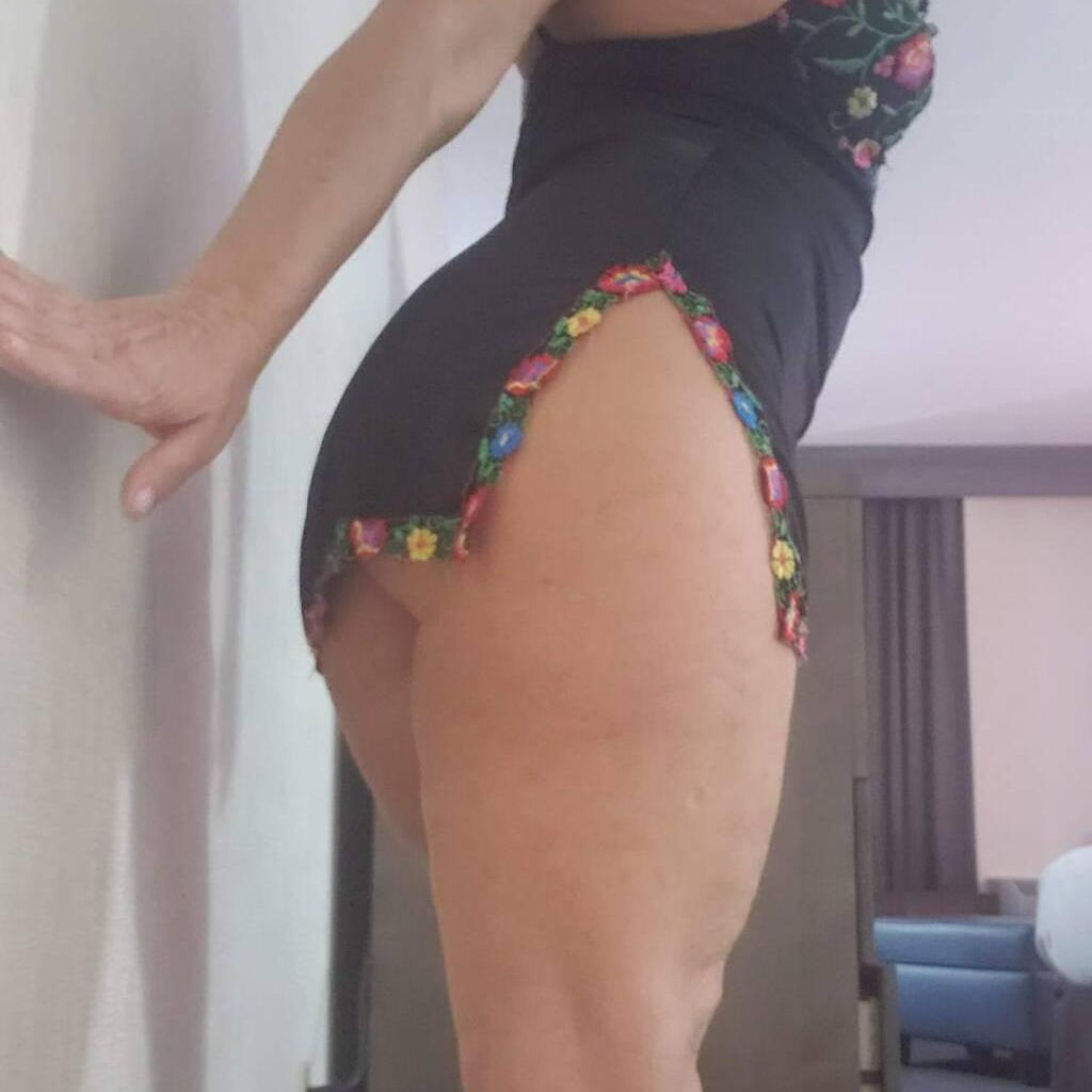 Sophie is Female Escorts. | Toronto | Ontario | Canada | canadatopescorts.com 