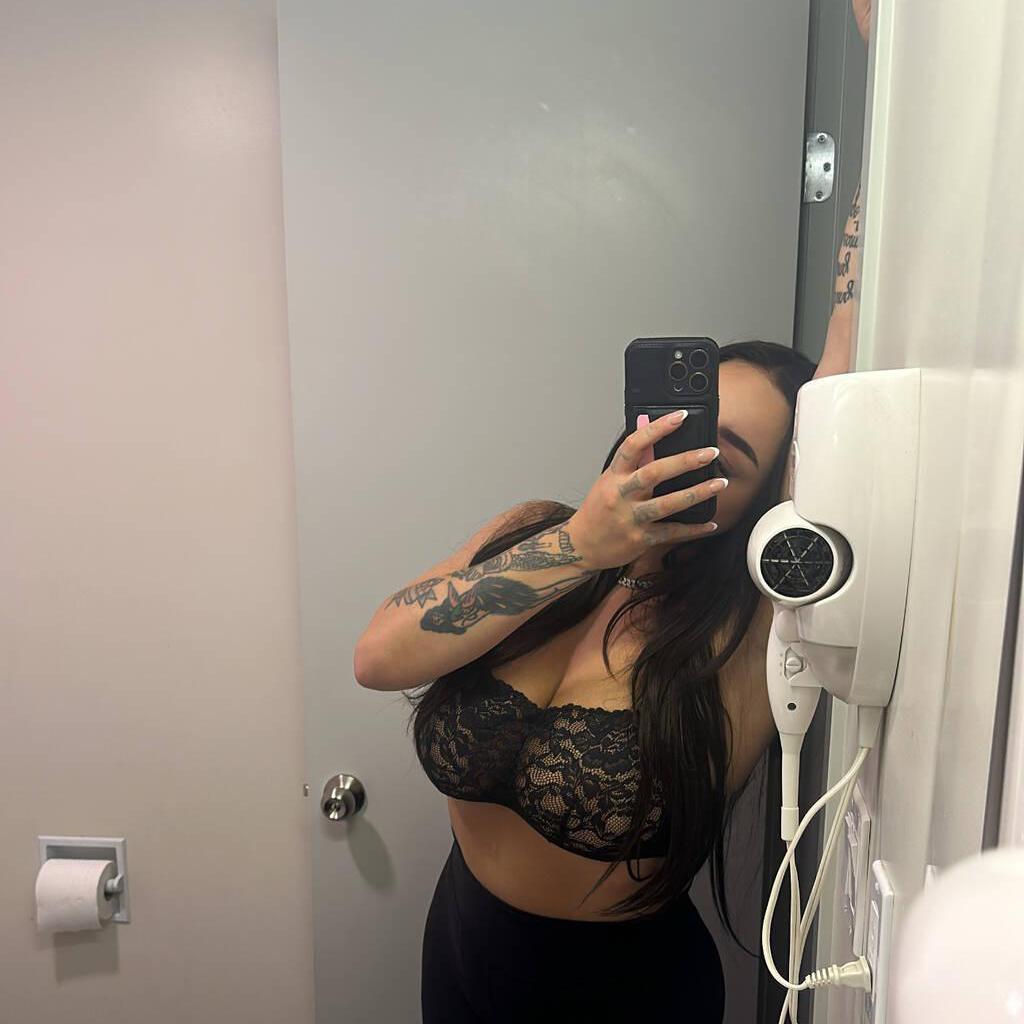 Sasha KAMLOOPS is Female Escorts. | Kamloops | British Columbia | Canada | canadatopescorts.com 