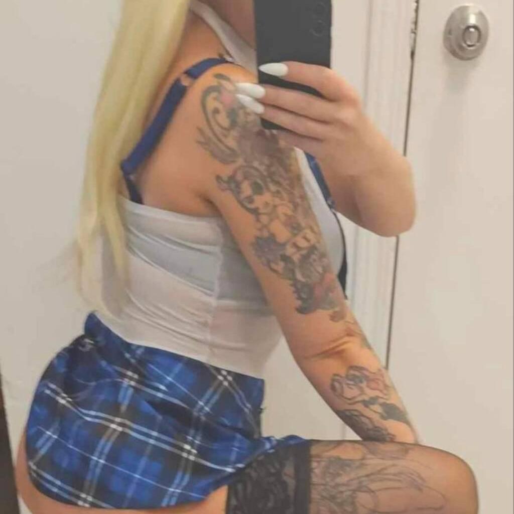 Mailey is Female Escorts. | windsor | Ontario | Canada | canadatopescorts.com 