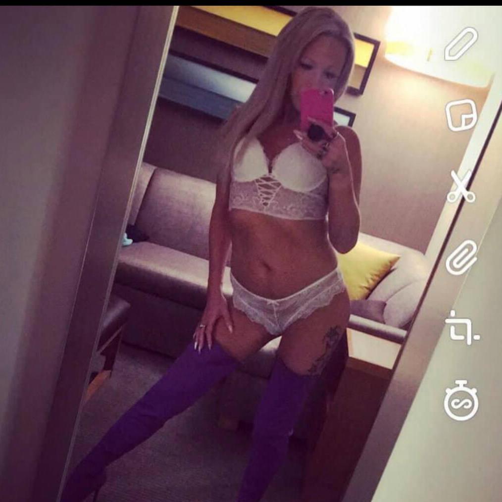 Miss Lexxi is Female Escorts. | Regina | Saskatchewan | Canada | canadatopescorts.com 