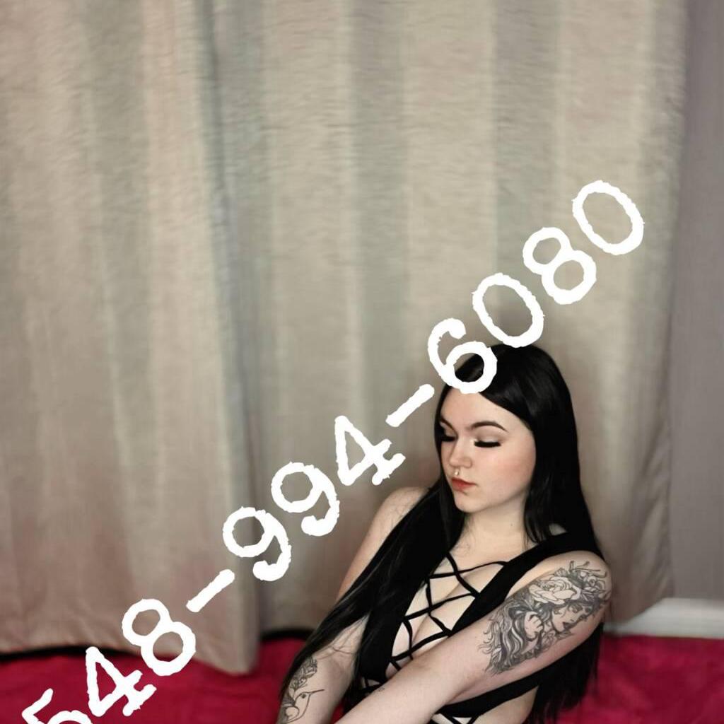 LYANA is Female Escorts. | Thunder Bay | Ontario | Canada | canadatopescorts.com 