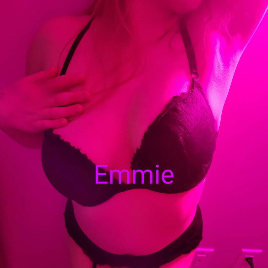 Beatrice and Emmie is Female Escorts. | Nanaimo | British Columbia | Canada | canadatopescorts.com 