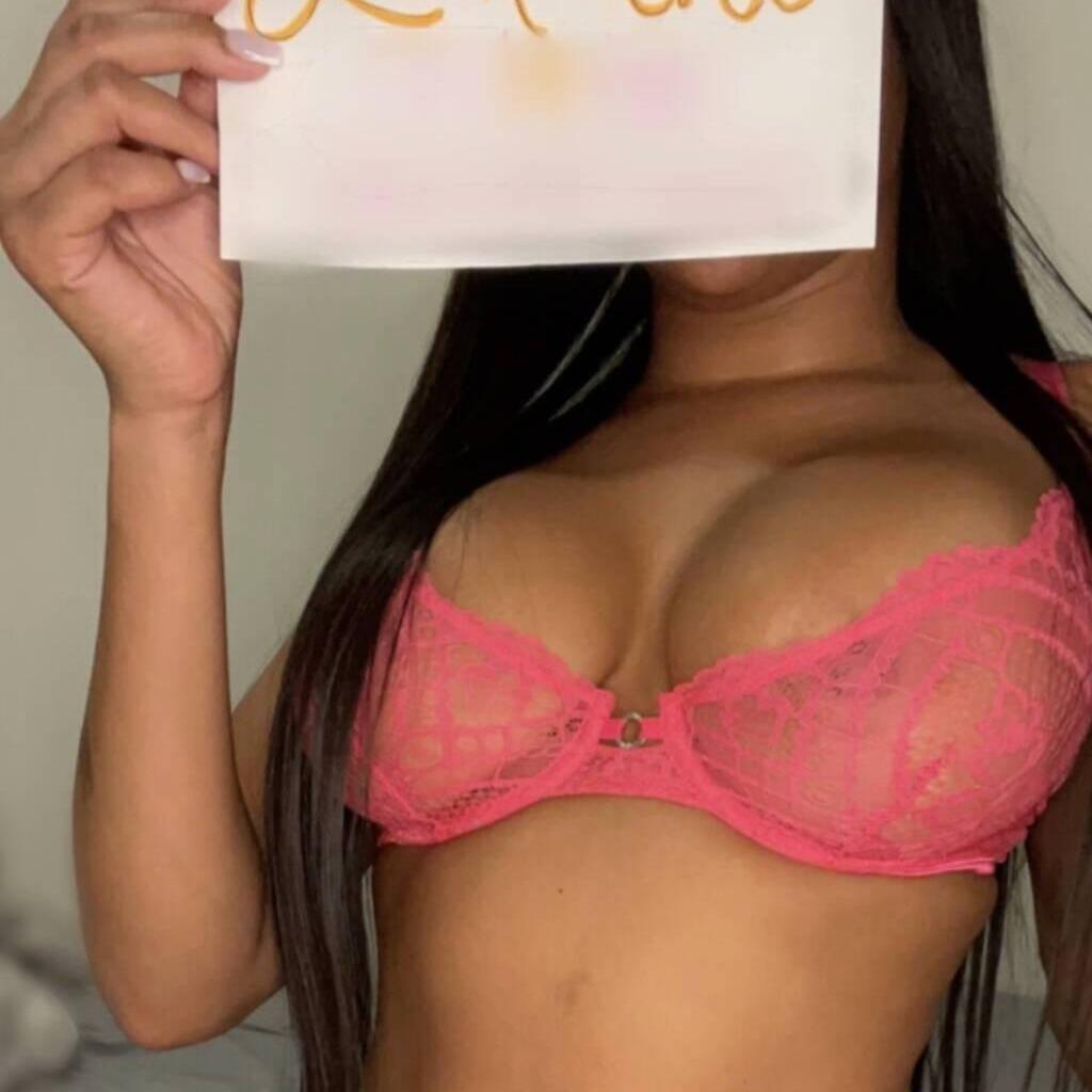 Sarah is Female Escorts. | St. John | New Brunswick | Canada | canadatopescorts.com 