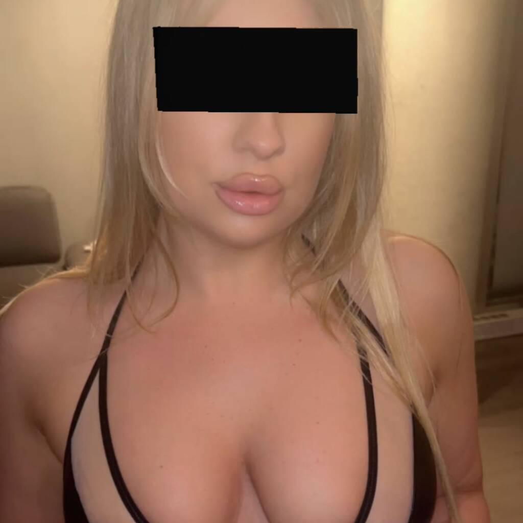 Alanna is Female Escorts. | Sudbury | Ontario | Canada | canadatopescorts.com 