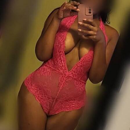 Chelsea is Female Escorts. | Toronto | Ontario | Canada | canadatopescorts.com 