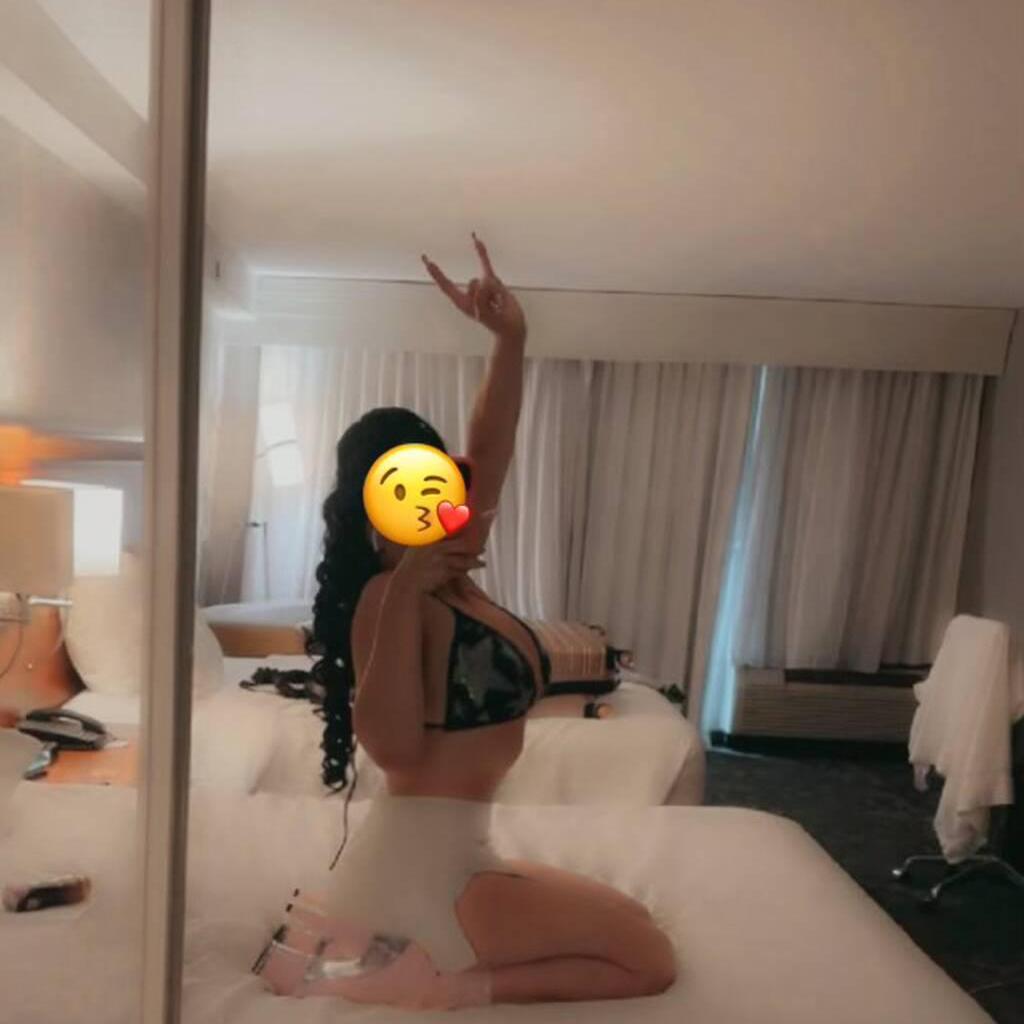 Sabrina foxx is Female Escorts. | Toronto | Ontario | Canada | canadatopescorts.com 