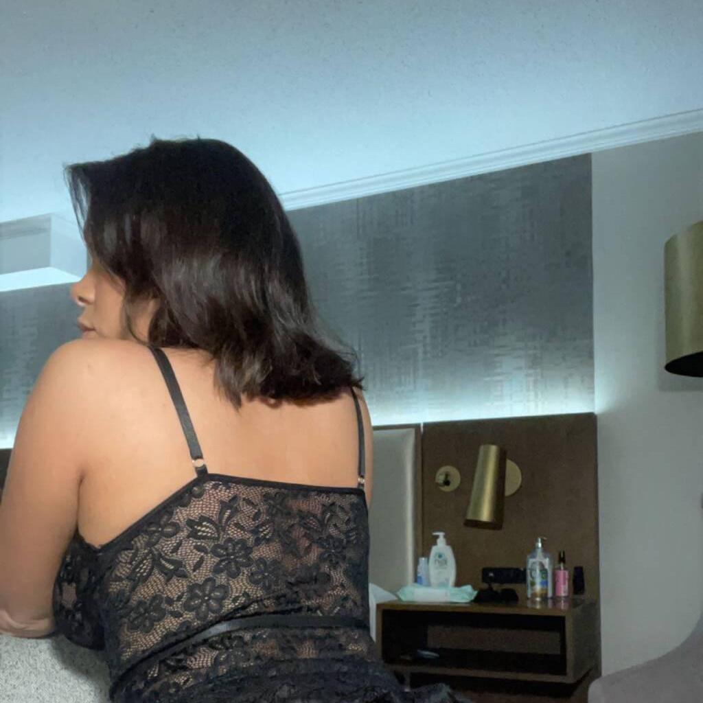 Jasmine is Female Escorts. | Barrie | Ontario | Canada | canadatopescorts.com 