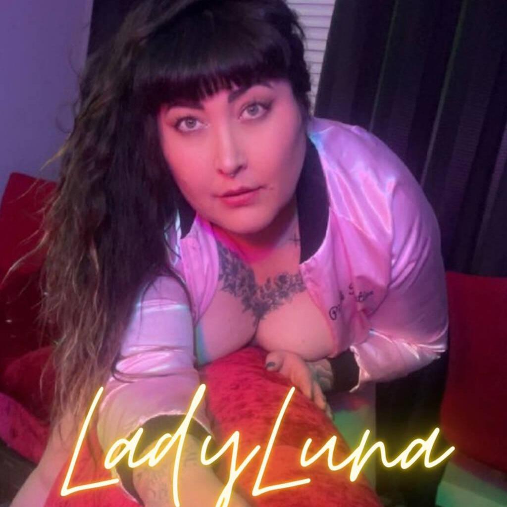 Lady Luna is Female Escorts. | Edmonton | Alberta | Canada | canadatopescorts.com 