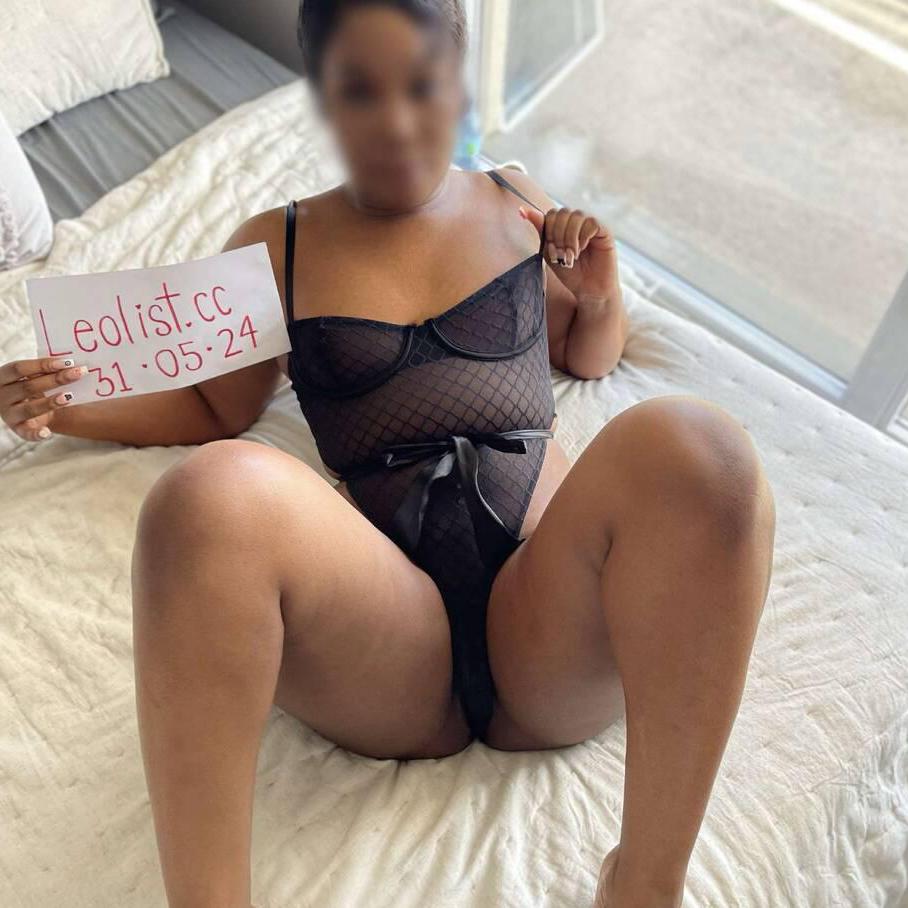 Olivia is Female Escorts. | Niagara | Ontario | Canada | canadatopescorts.com 