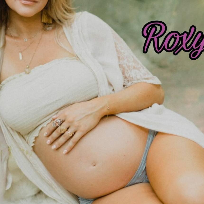 Roxy is Female Escorts. | Calgary | Alberta | Canada | canadatopescorts.com 