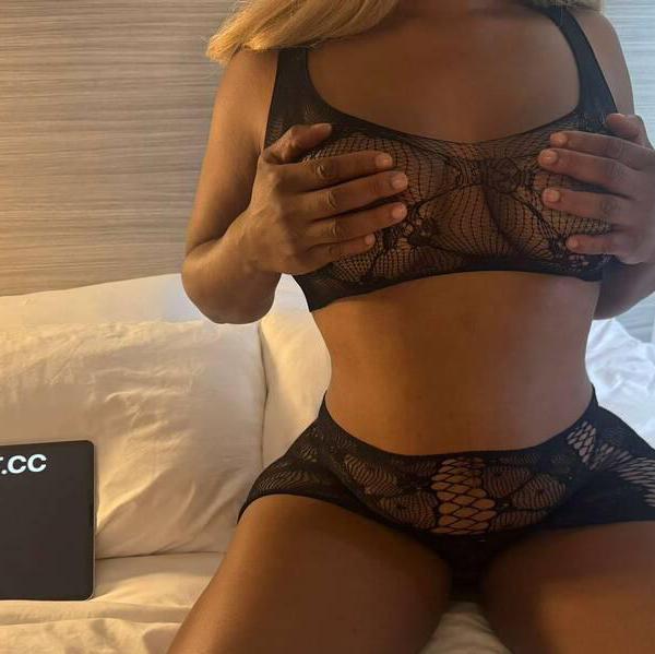 Frenchie is Female Escorts. | Kingston | Ontario | Canada | canadatopescorts.com 