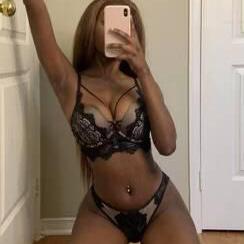 Mya is Female Escorts. | Toronto | Ontario | Canada | canadatopescorts.com 