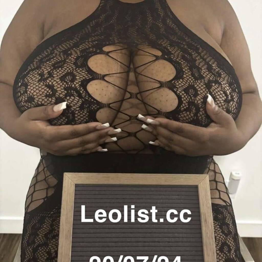 KIERA is Female Escorts. | Sault Ste Marie | Ontario | Canada | canadatopescorts.com 