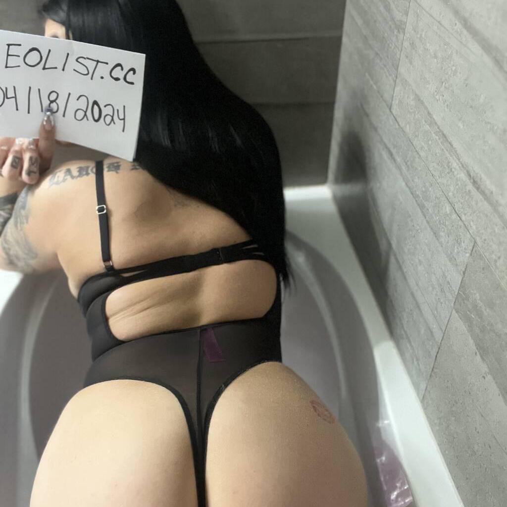 ARIANA is Female Escorts. | St. Albert | Alberta | Canada | canadatopescorts.com 