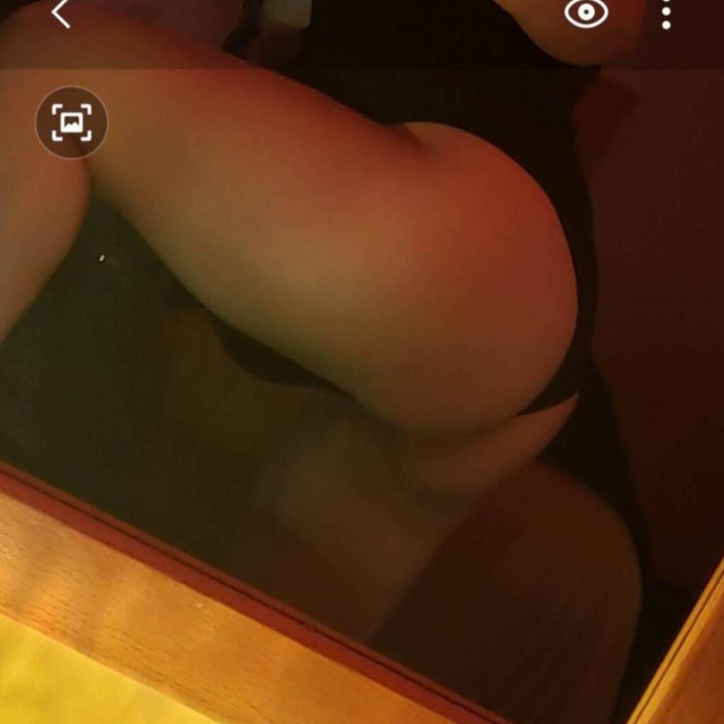 Queen Brandi cash or emt is Female Escorts. | Guelph | Ontario | Canada | canadatopescorts.com 