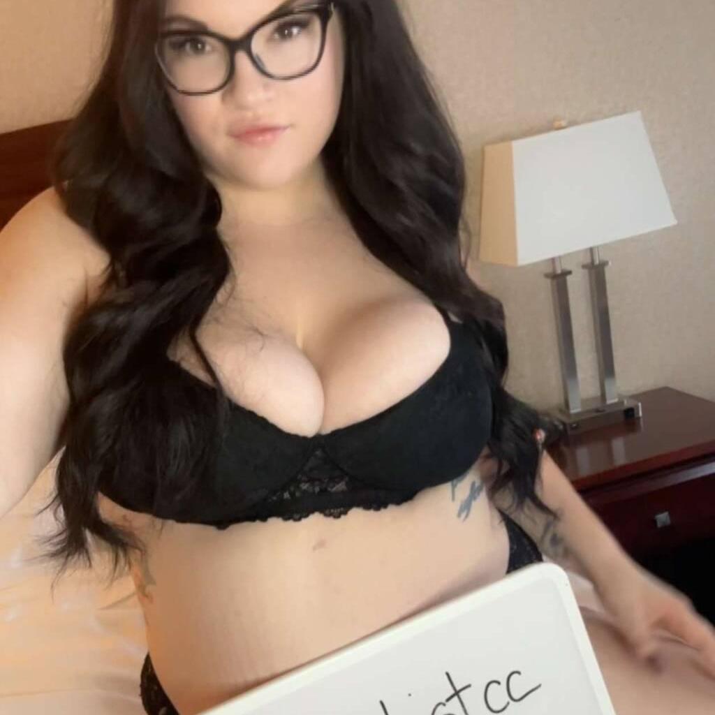 Brooke is Female Escorts. | Edmonton | Alberta | Canada | canadatopescorts.com 