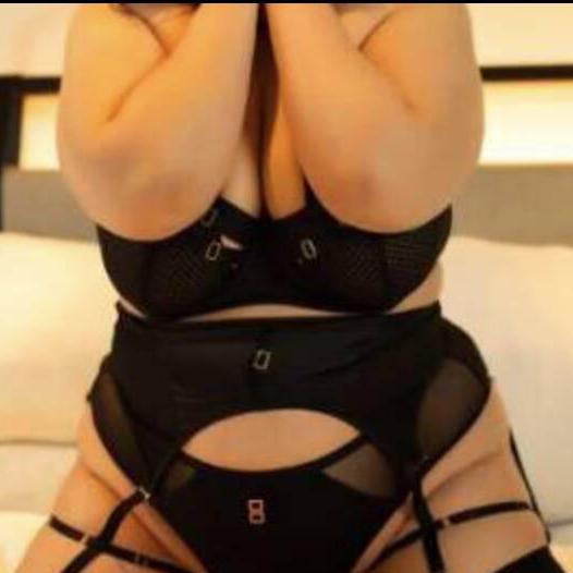 Ava Loren is Female Escorts. | Winnipeg | Manitoba | Canada | canadatopescorts.com 