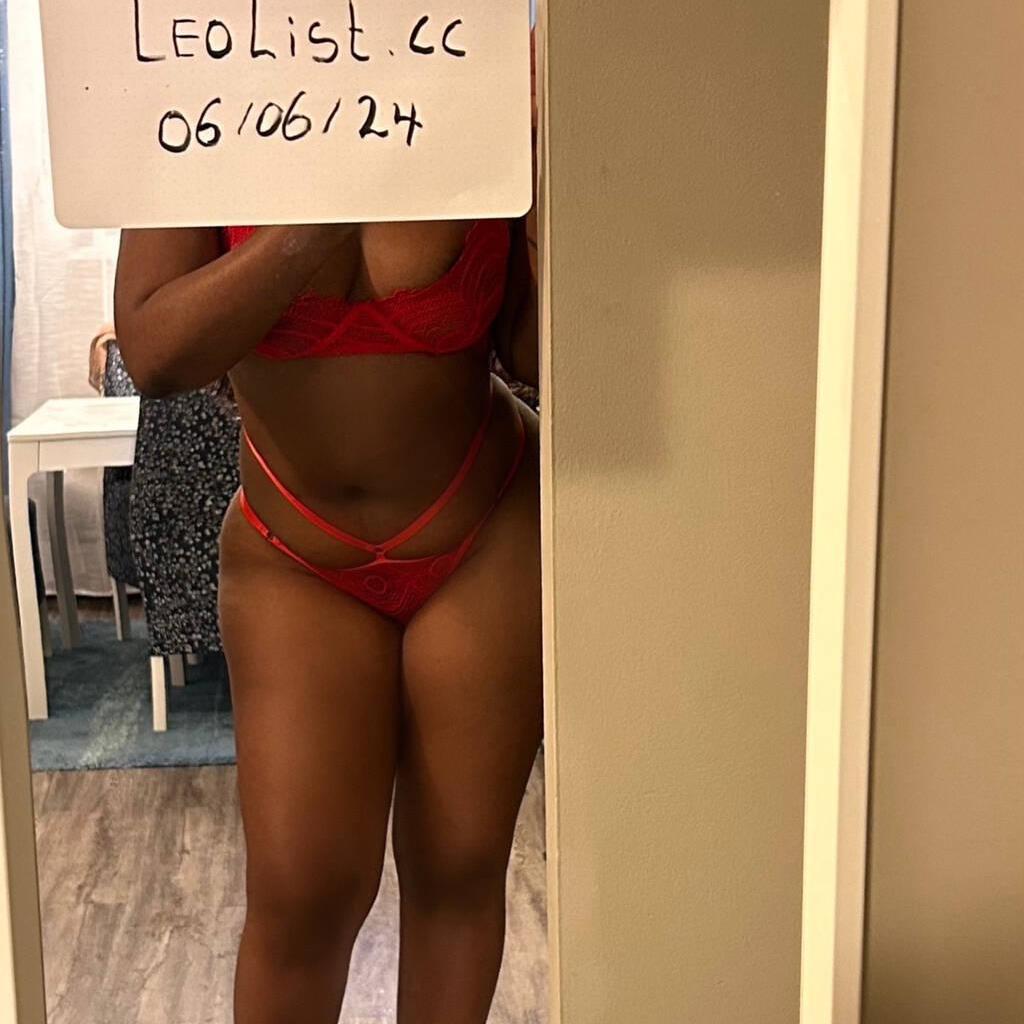 KELANI is Female Escorts. | Ft Mcmurray | Alberta | Canada | canadatopescorts.com 