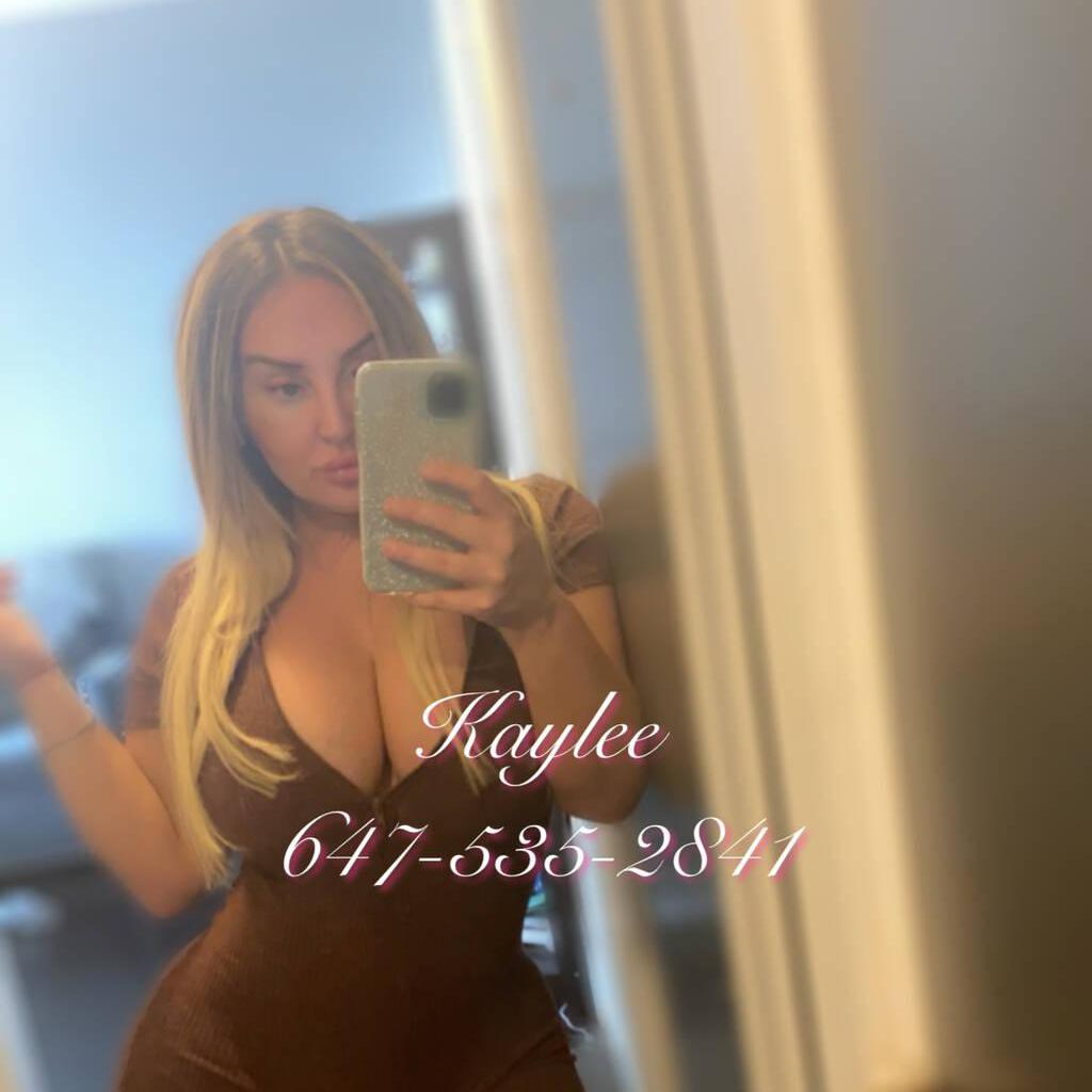 Kaylee is Female Escorts. | Toronto | Ontario | Canada | canadatopescorts.com 