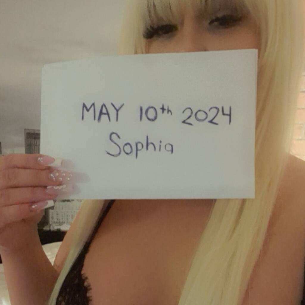 Sophia is Female Escorts. | Sudbury | Ontario | Canada | canadatopescorts.com 