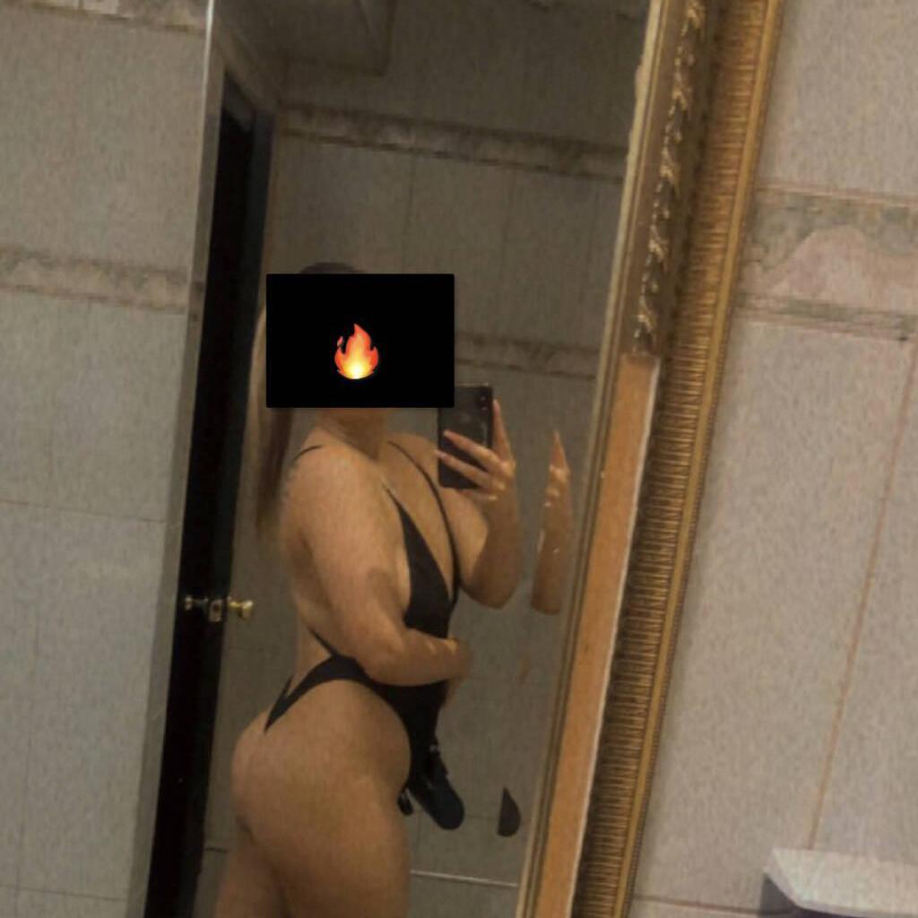 Sienna is Female Escorts. | Moncton | New Brunswick | Canada | canadatopescorts.com 