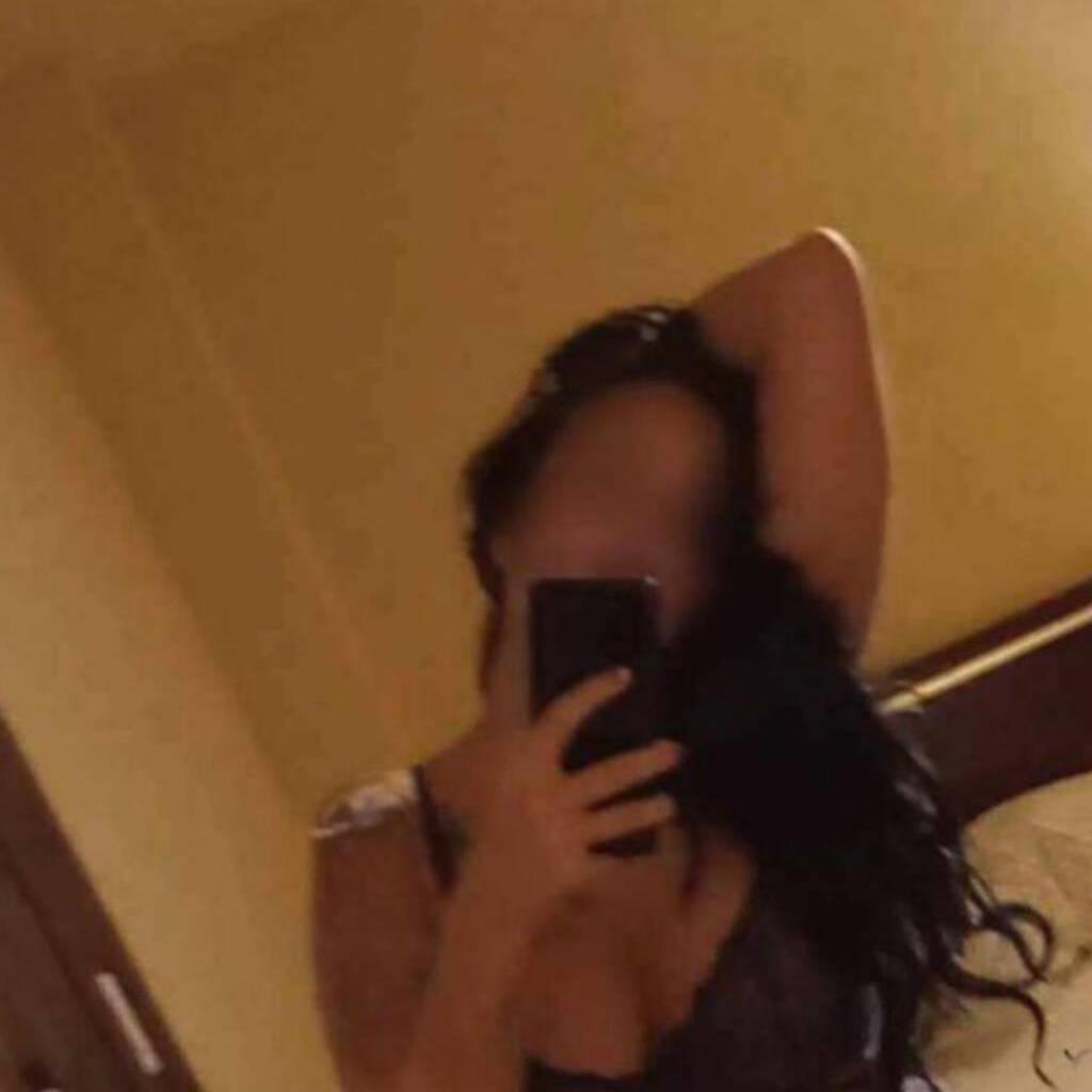 Emma is Female Escorts. | Montreal | Quebec | Canada | canadatopescorts.com 