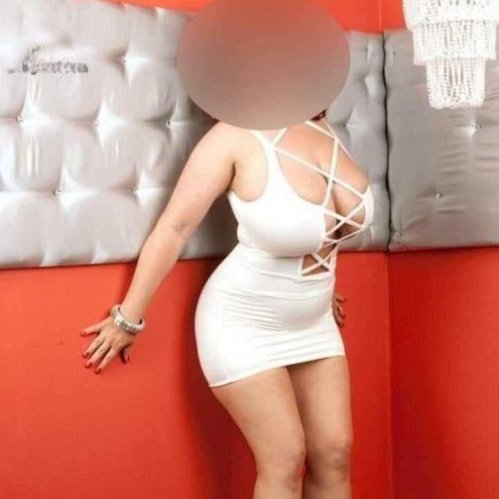 Bernadett is Female Escorts. | Montreal | Quebec | Canada | canadatopescorts.com 