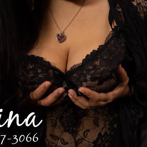 Raina is Female Escorts. | Montreal | Quebec | Canada | canadatopescorts.com 