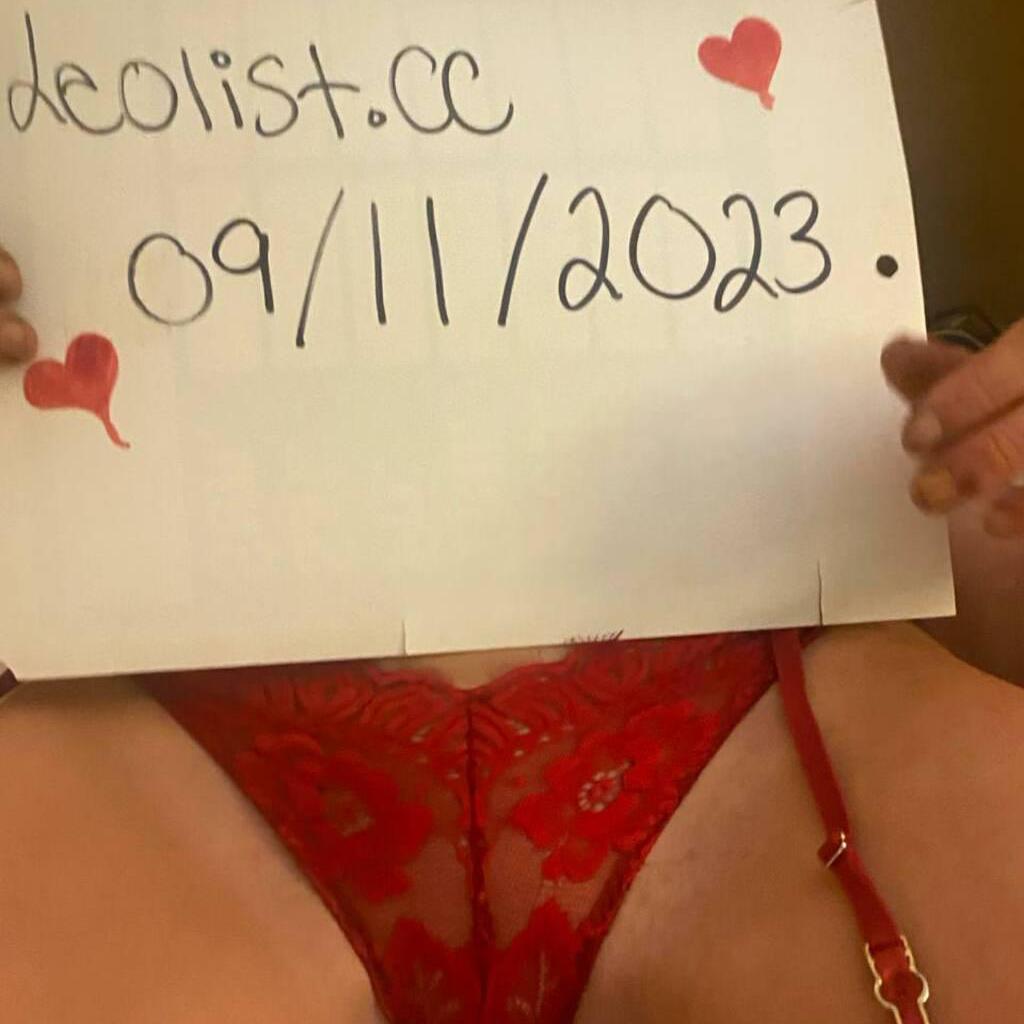 Elle is Female Escorts. | Guelph | Ontario | Canada | canadatopescorts.com 