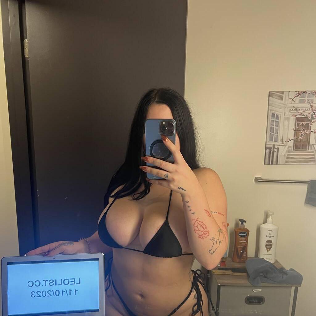 cherry is Female Escorts. | Hamilton | Ontario | Canada | canadatopescorts.com 