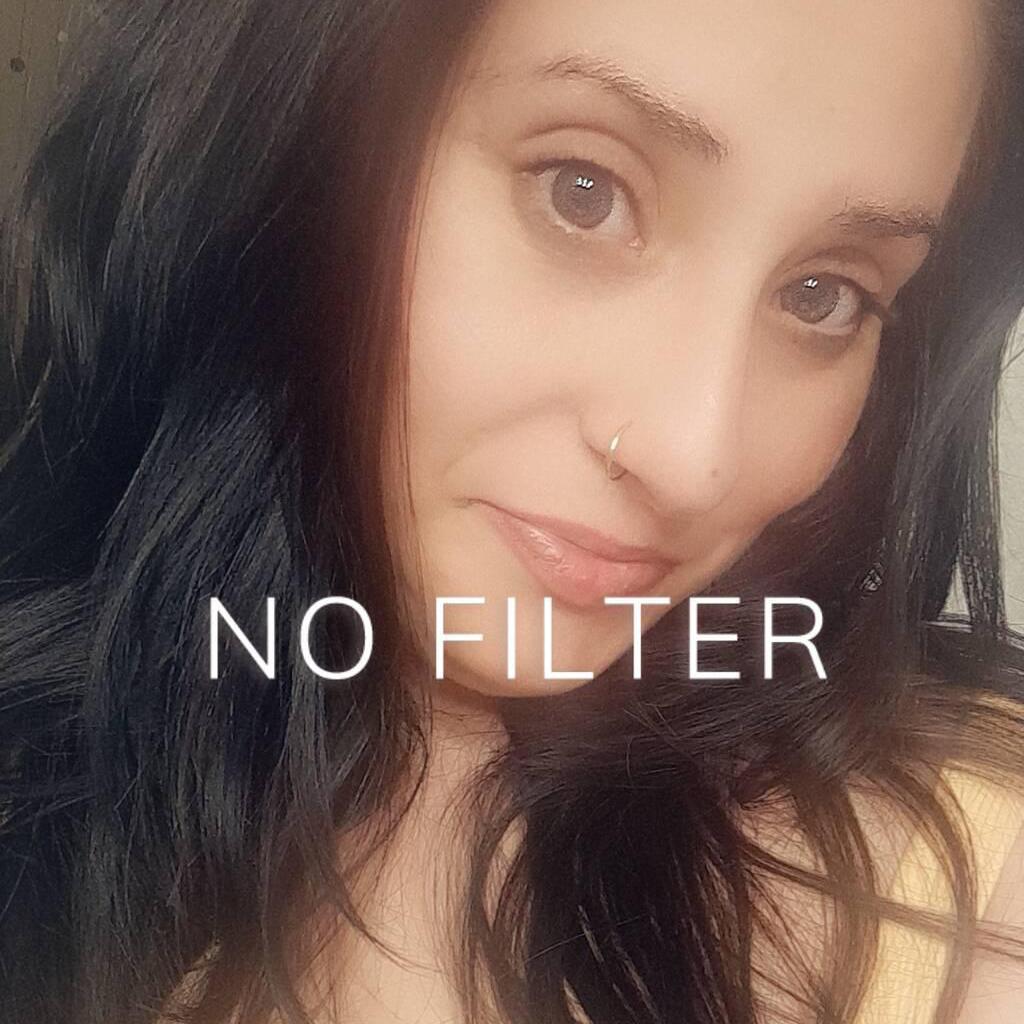 Candie is Female Escorts. | Toronto | Ontario | Canada | canadatopescorts.com 