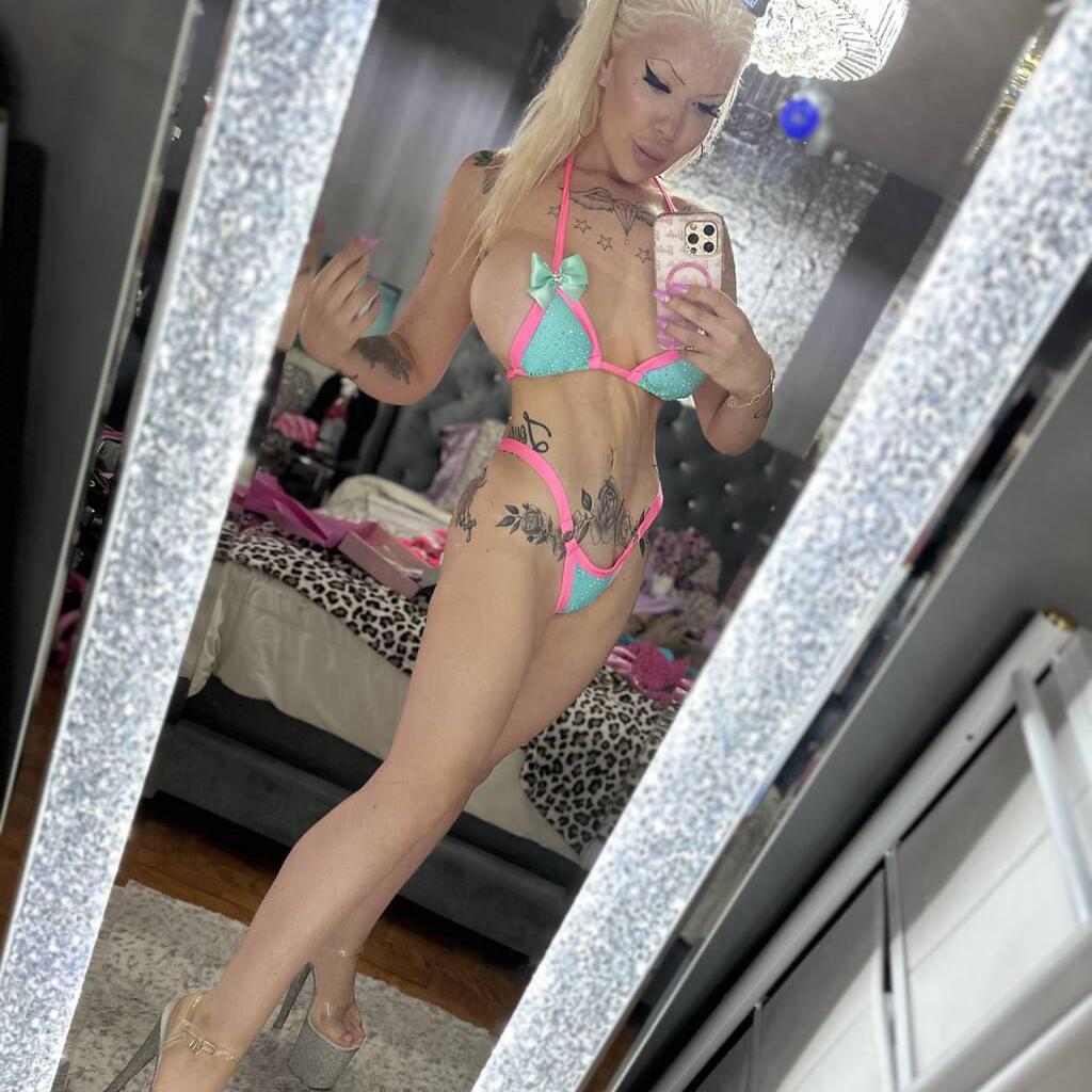 Barbie Divine is Female Escorts. | Sudbury | Ontario | Canada | canadatopescorts.com 