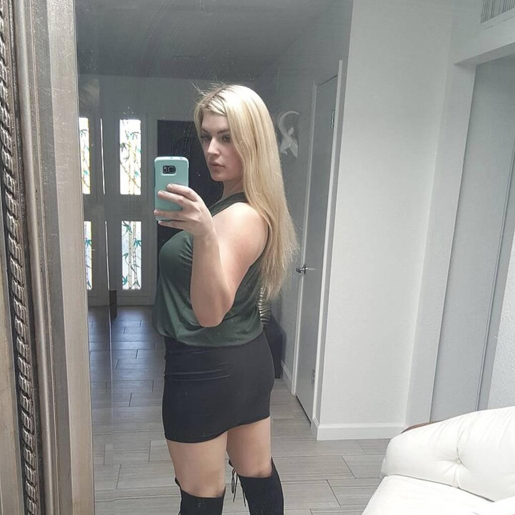 Jennifer is Female Escorts. | Owen Sound | Ontario | Canada | canadatopescorts.com 