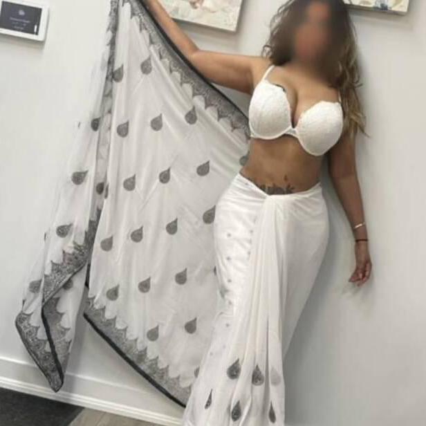 Avni is Female Escorts. | Toronto | Ontario | Canada | canadatopescorts.com 