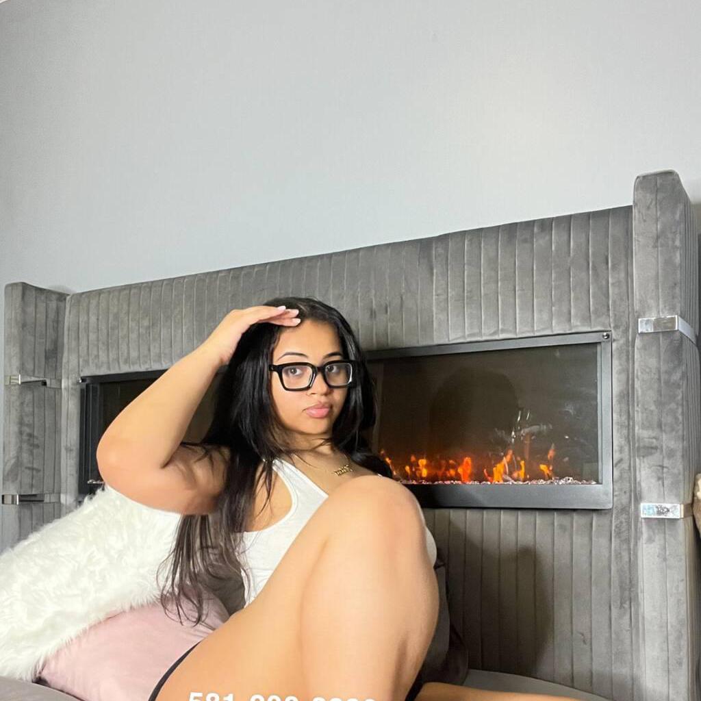 Kimmie is Female Escorts. | Trois Rivieres | Quebec | Canada | canadatopescorts.com 