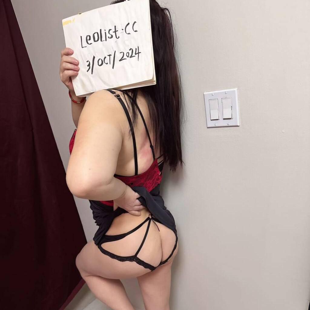 Lindsey 647~854~5766 is Female Escorts. | Calgary | Alberta | Canada | canadatopescorts.com 