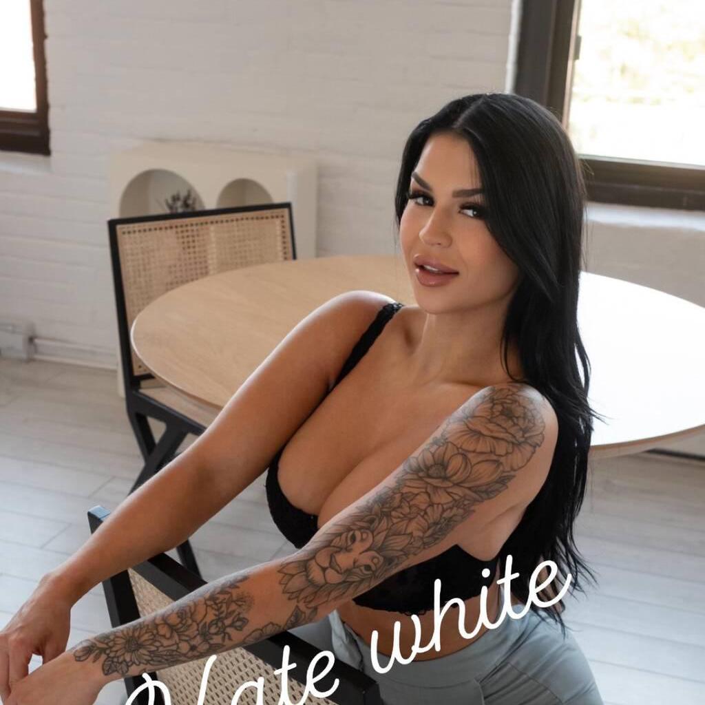 Kate White is Female Escorts. | Montreal | Quebec | Canada | canadatopescorts.com 