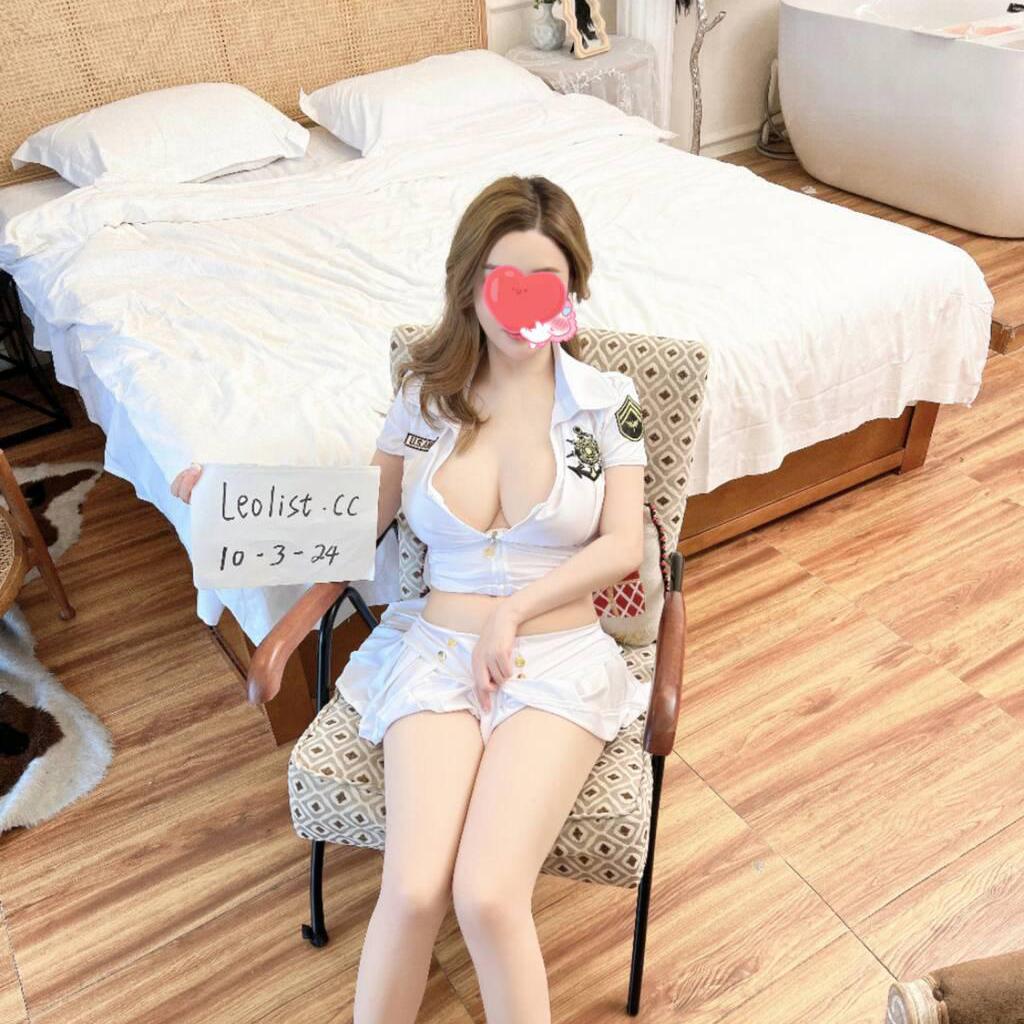 sandy is Female Escorts. | Vancouver | British Columbia | Canada | canadatopescorts.com 