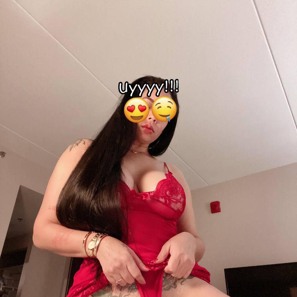 Laura is Female Escorts. | Toronto | Ontario | Canada | canadatopescorts.com 