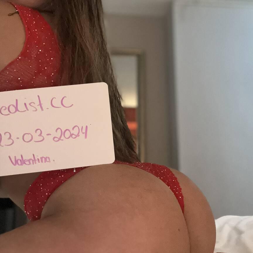 Valentina lopez is Female Escorts. | Montreal | Quebec | Canada | canadatopescorts.com 