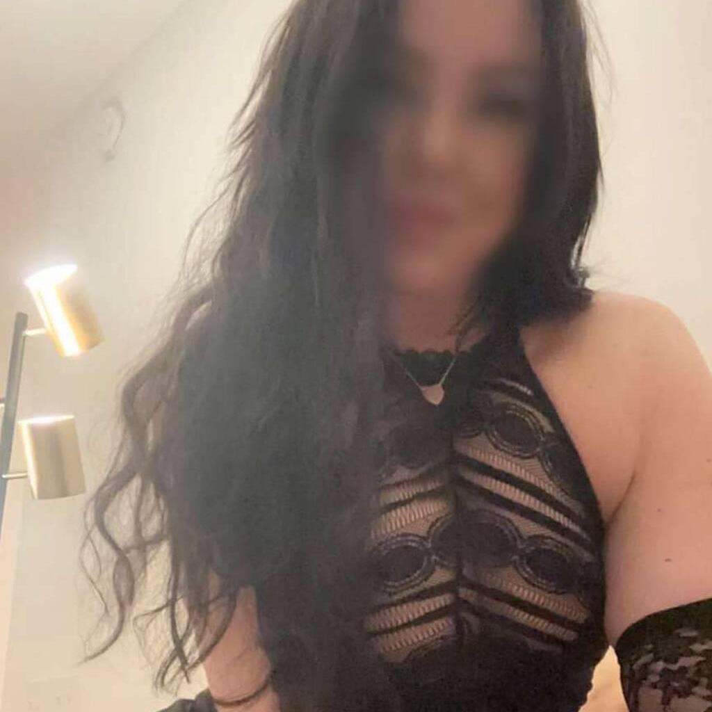 Kim is Female Escorts. | Montreal | Quebec | Canada | canadatopescorts.com 