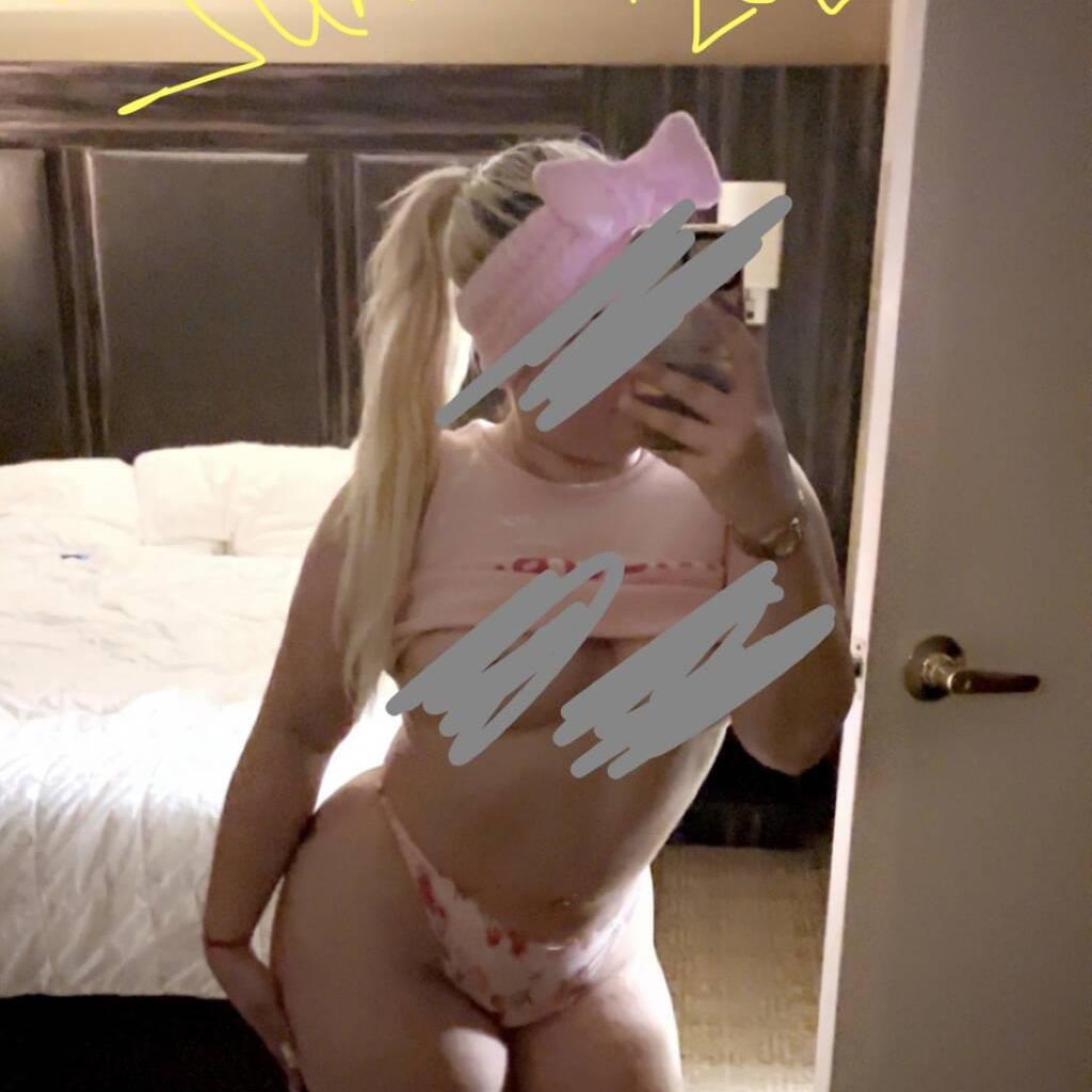 Amy is Female Escorts. | Sudbury | Ontario | Canada | canadatopescorts.com 