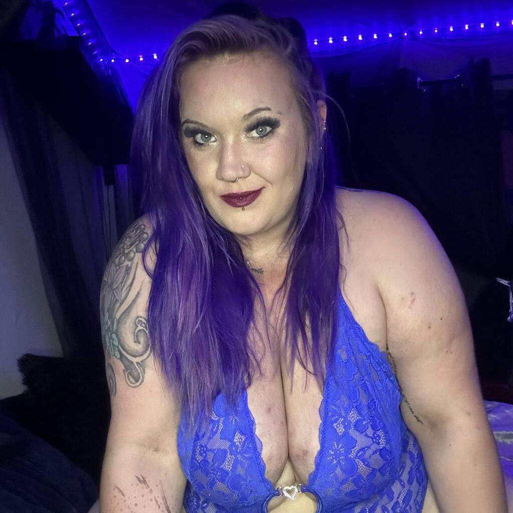 NICKI SINNS  {BBW} is Female Escorts. | Sarnia | Ontario | Canada | canadatopescorts.com 