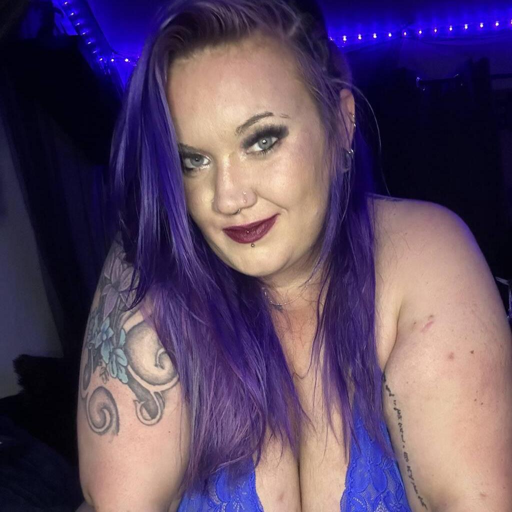 NICKI SINNS  {BBW} is Female Escorts. | Sarnia | Ontario | Canada | canadatopescorts.com 