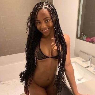 Cynthia is Female Escorts. | Edmonton | Alberta | Canada | canadatopescorts.com 