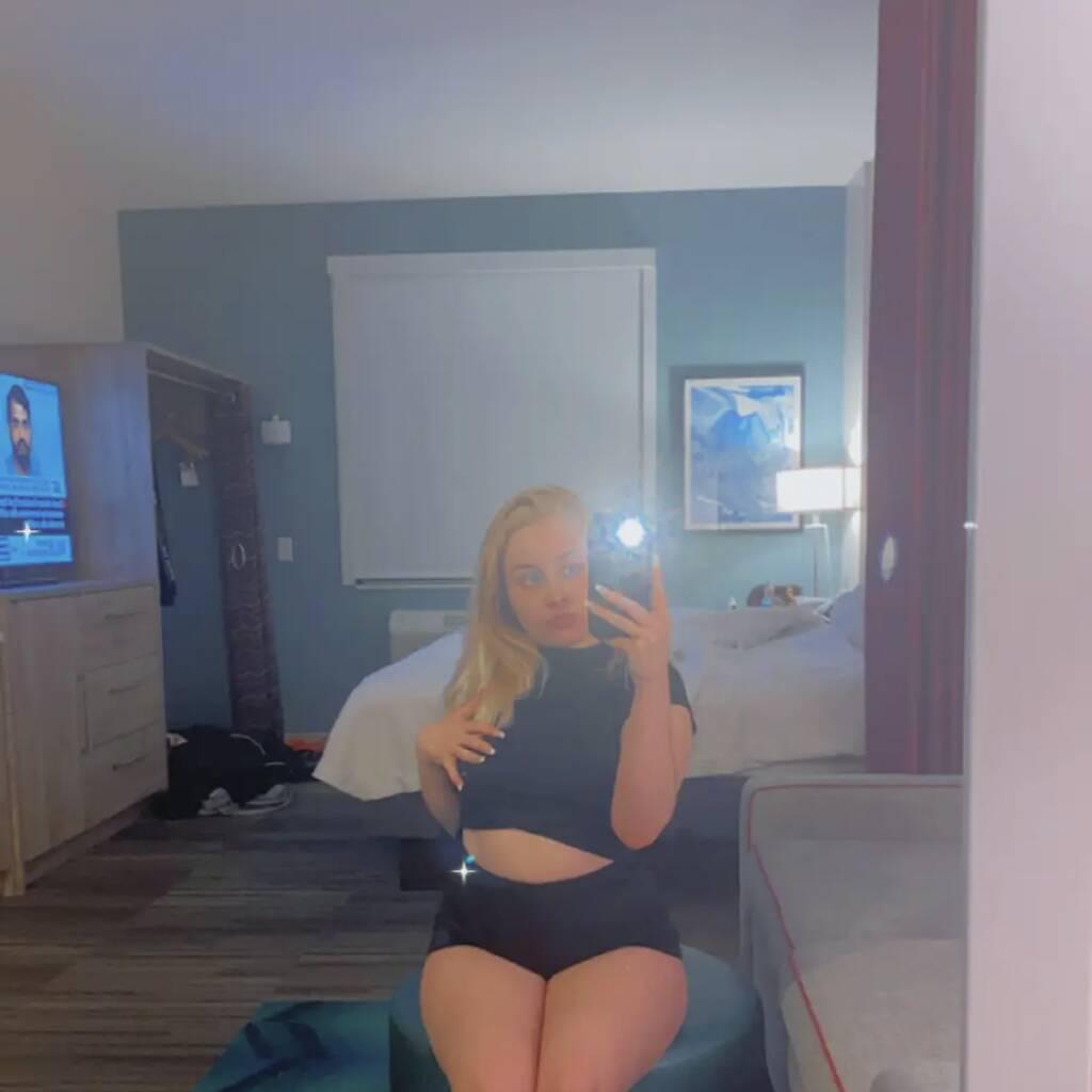 Baby j is Female Escorts. | Kitchener | Ontario | Canada | canadatopescorts.com 