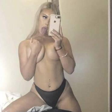 Becca is Female Escorts. | Barrie | Ontario | Canada | canadatopescorts.com 