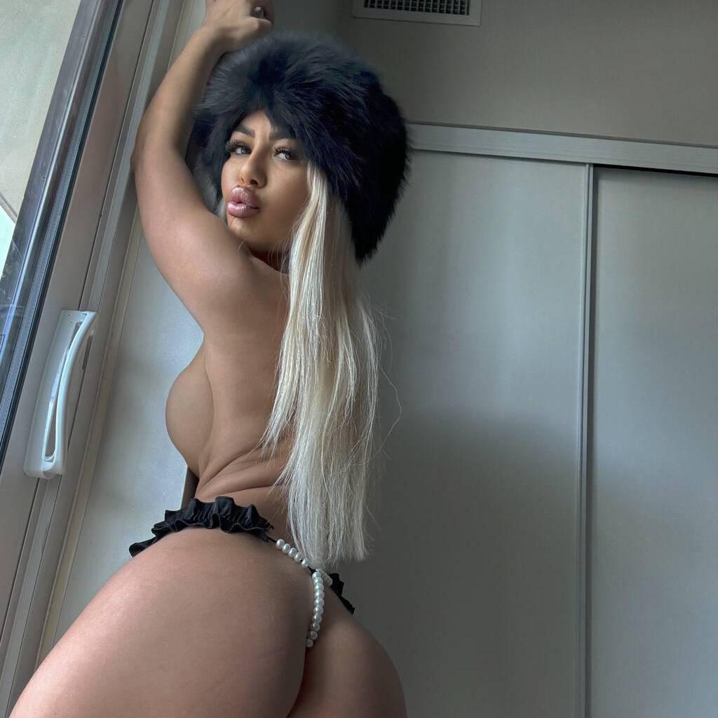 Ivanna is Female Escorts. | Toronto | Ontario | Canada | canadatopescorts.com 