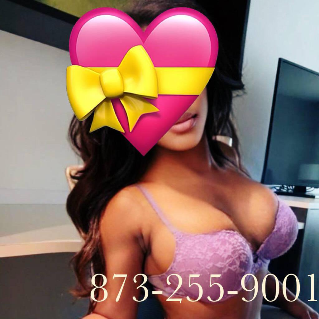 Marylie is Female Escorts. | Trois Rivieres | Quebec | Canada | canadatopescorts.com 