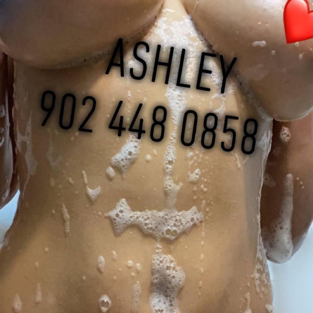 Ashley is Female Escorts. | Moncton | New Brunswick | Canada | canadatopescorts.com 